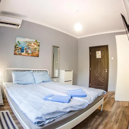 Apartment Studio For Two In The Heart Of *